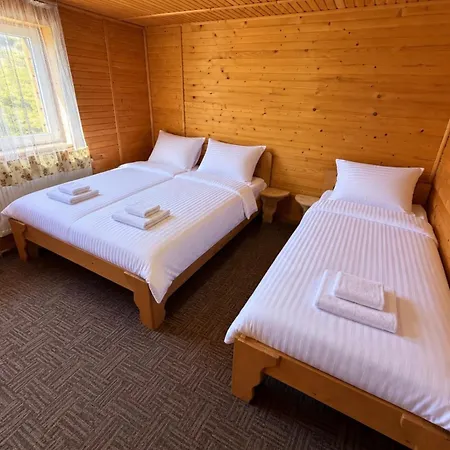 Gora Bed & Breakfast Yasinya